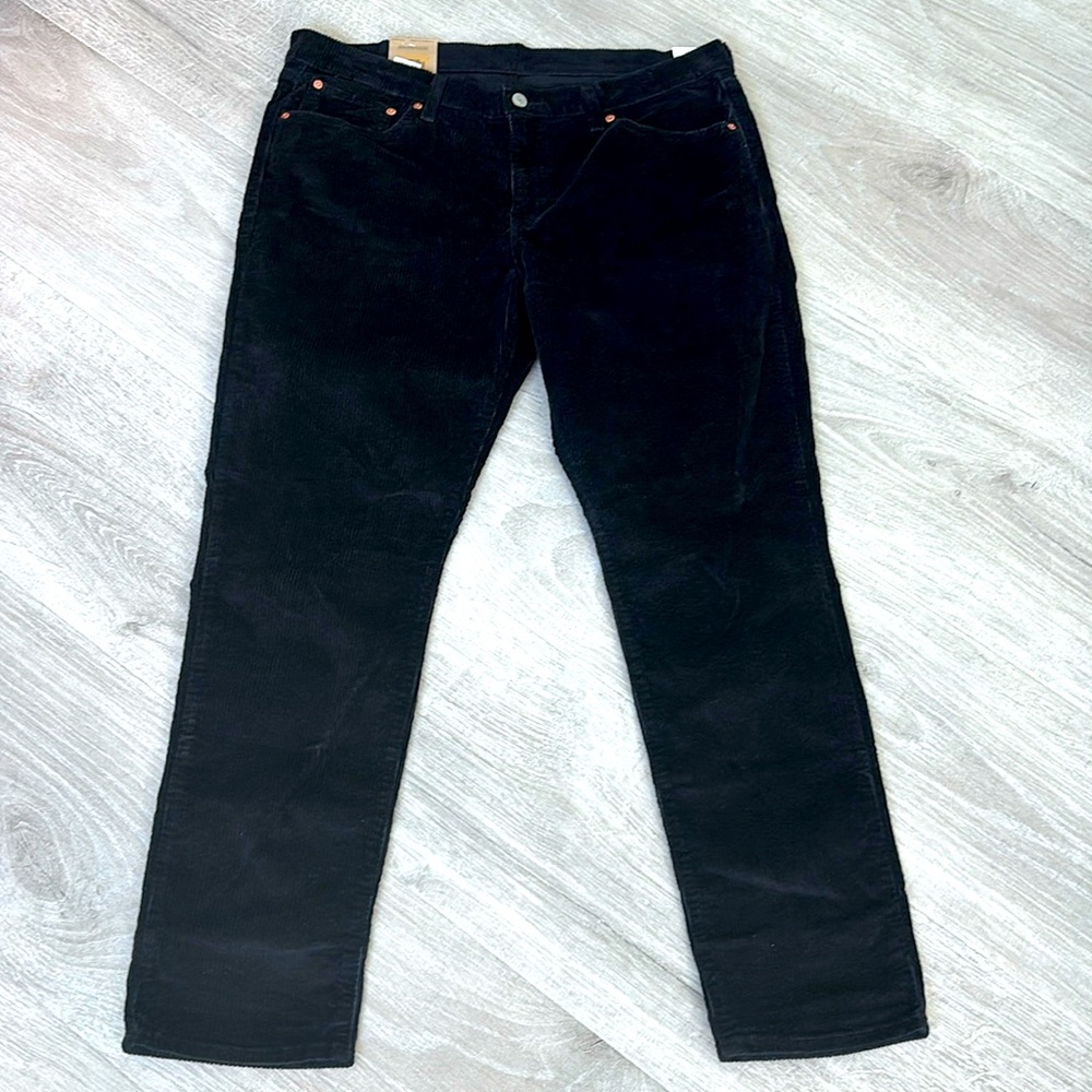 Levi Woman Corduroy Boyfriend Pants Black  size 33x30